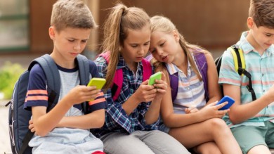 Một bang tại Mỹ sắp cấm học sinh sử dụng điện thoại di động