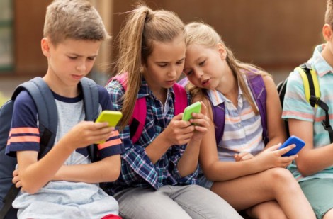 Một bang tại Mỹ sắp cấm học sinh sử dụng điện thoại di động
