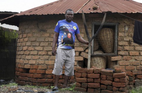 Một làng ở Nigeria bị tấn công, 100 người chết