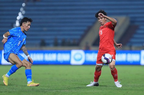 Nếu HLV Kim Sang-sik không thể tìm ra hậu vệ trái mới, chả  lẽ bế tắc ư?