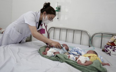 Nghệ An: Gia tăng trẻ mắc bệnh đường hô hấp, tiêu hóa do nắng nóng