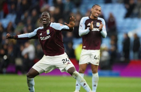 Ngoại hạng Anh bất ngờ nối tiếp bất ngờ