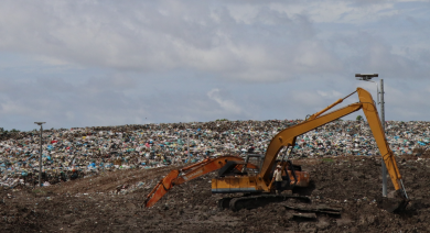Người dân Ba Tri chặn xe chở rác, lãnh đạo tỉnh Bến Tre thừa nhận thiếu sót