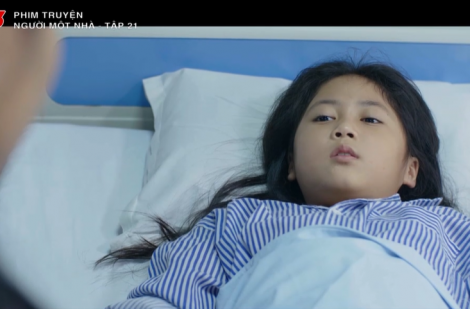 Người một nhà - Tập 21: Con bị bệnh nặng, Khanh đổ hết lỗi lầm lên đầu Trí