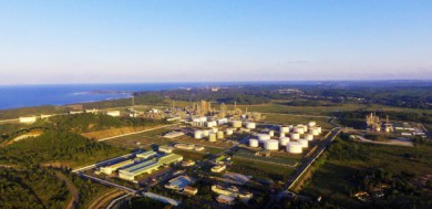 Nhà máy lọc dầu Dung Quất cán mốc chế biến 100 triệu tấn dầu thô