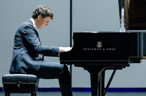 Olivier Moulin độc tấu piano kỷ niệm 100 năm ngày mất của Gabriel Fauré