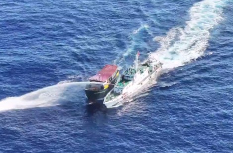 Phản ứng của Việt Nam về va chạm tàu giữa Trung Quốc và Philippines ở Bãi Cỏ Mây