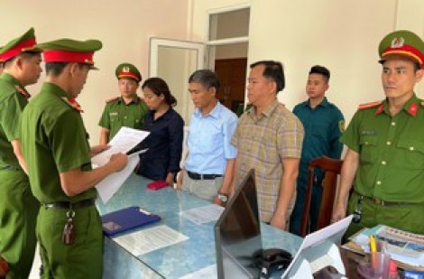 Quảng Nam: Khởi tố 3 cựu trưởng phòng GD-ĐT về tội nhận hối lộ
