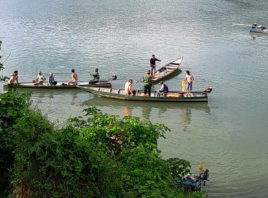 Quảng Nam: Lật ghe chở 8 người ở hồ thủy điện sông Tranh 4