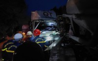 Quảng Trị: Tai nạn lúc rạng sáng, tài xế tử vong, mắc kẹt trong cabin