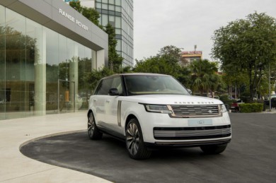 Range Rover SV mới chính thức có mặt tại Việt Nam với giá thấp nhất gần 17 tỷ đồng