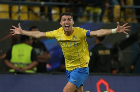 Ronaldo nói gì sau khi lập kỷ lục ghi bàn tại Saudi Pro League?