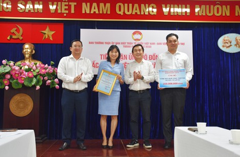 SCTV ủng hộ 250 triệu đồng chia sẻ khó khăn với đồng bào vùng bão lũ