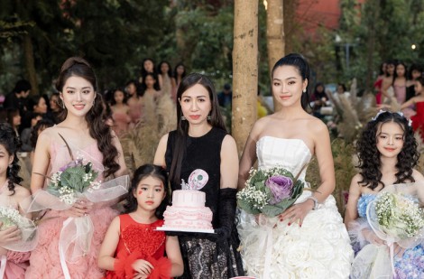 Sắc xuân rực rỡ trong BST mới của NTK Yến Ngô