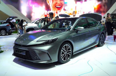 Sedan hạng D: Doanh số Mazda6 bất ngờ áp sát Toyota Camry