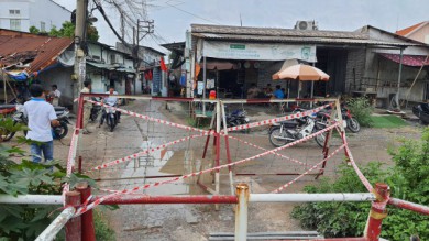 TPHCM: Cầu dân sinh ở Bình Tân bị sập trong đêm