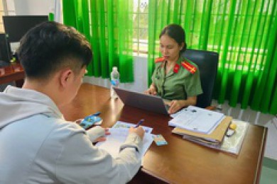 Tài khoản Facebook có cả trăm ngàn lượt theo dõi quảng cáo cờ bạc trái phép