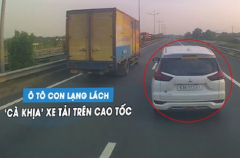 Tài xế liều lĩnh lái ô tô con chặn đầu, cà khịa xe tải nặng