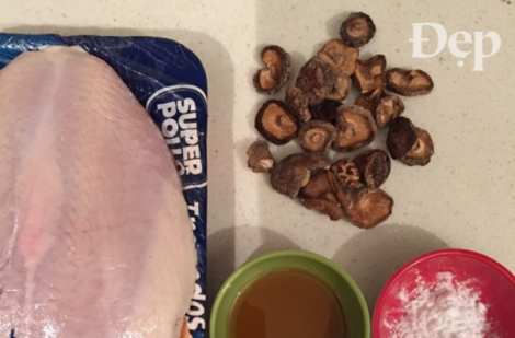 Tết này thử làm chả gà nấm hương để thơm mâm cỗ ngày Tết