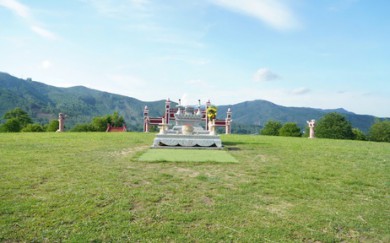 Thăm đàn tế trời đất - nơi trời trao 'xã tắc' cho nhà Tây Sơn