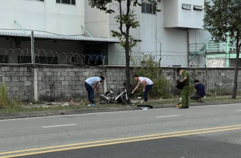 Thanh niên đi nhậu về chạy xe máy tông vào cây xanh, tử vong tại chỗ