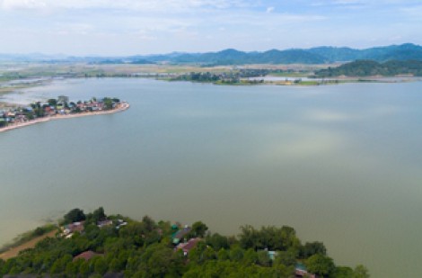 Thu hồi chứng nhận kỷ lục của hồ Lắk