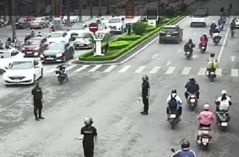 Thu hồi giấy phép vĩnh viễn công ty vệ sĩ 'dẹp đường' cho xe đám cưới