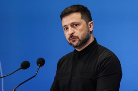 Tổng thống Ukraine 'xáo bài' nội các