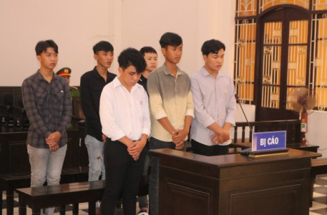 Trà Vinh: Nhóm thanh niên ‘hỗn chiến’ bằng súng lãnh án tù