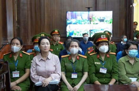 Trương Mỹ Lan đề nghị chuyển 1.000 tỉ đồng của Nguyễn Cao Trí qua SCB