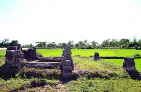 Tu bổ, tôn tạo di tích lăng mộ ông nội Hoàng đế Quang Trung