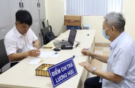 Tỷ lệ hưởng lương hưu của lao động nam, nữ giới thay đổi gì từ năm 2025?