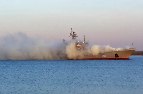Ukraine tập kích tên lửa tàu đổ bộ bị Nga tịch thu khi sáp nhập Crimea