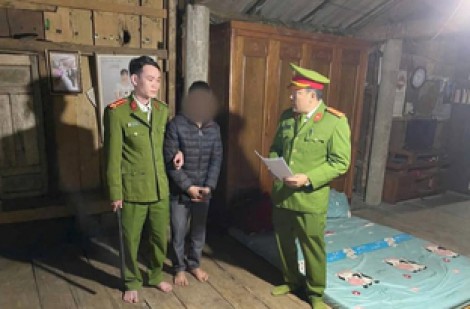 Vác rựa đi cắt trộm dây cáp tại nhà máy điện gió