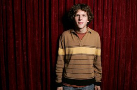 Vì sao diễn viên Jesse Eisenberg không muốn liên quan đến Mark Zuckerberg?