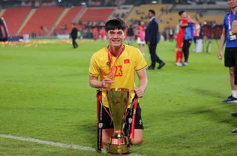 Vô địch AFF Cup, thủ môn trẻ của HAGL liệu đã chắc suất ở U.22 Việt Nam?