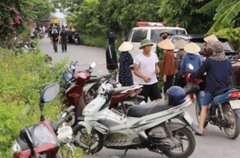 Vụ 3 người trong một gia đình tử vong: Bà ngoại và cháu trai thoát nạn