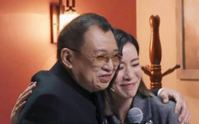 Xa Thi Mạn và loạt nghệ sĩ Hồng Kông bùi ngùi tưởng nhớ Hứa Thiệu Hùng