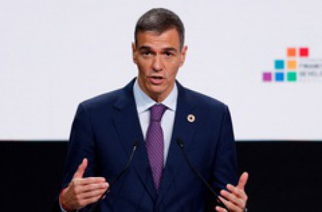 Đảng cầm quyền Tây Ban Nha cấm thành viên mua dâm