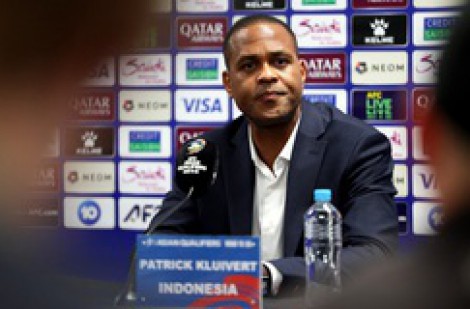 Đội tuyển Indonesia nhận cú sốc trước trận quyết đấu Bahrain: Sai lầm khi chọn HLV Kluivert?