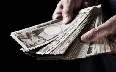 Đồng yen gần mức thấp nhất trong 34 năm