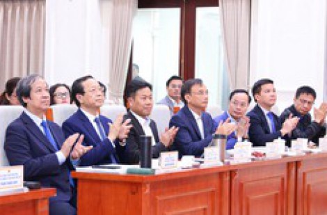 Đột phá phát triển GD-ĐT: Đầu tư công phải là chủ đạo