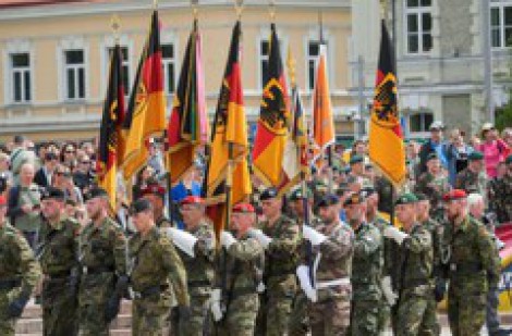 Đức tăng cường binh lực tại cánh đông NATO đối phó Nga
